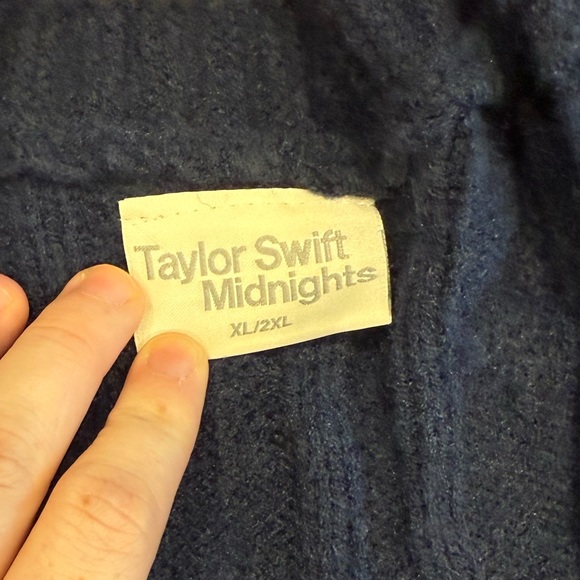 Taylor Swift Cardigan - Picture 2 of 2